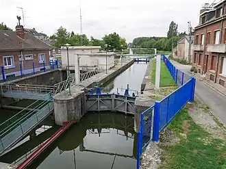 De sluis te Landrecies bij het beginpunt van het kanaal