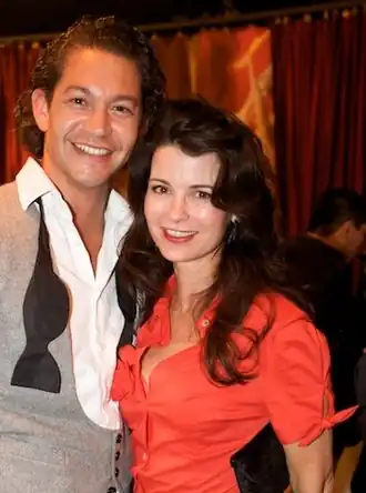 Caroline De Bruijn (r) bij de Europese première van het Cirque du Soleil in Amsterdam (oktober 2010)