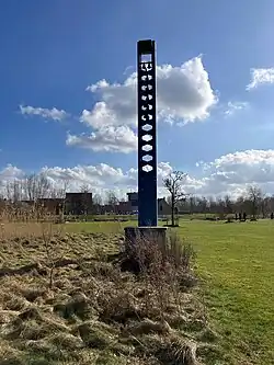 Het carillon wat voorheen in het winkelcentrum Kuilsburg stond, nu op dezelfde plaats in het stadspark groene scheg Delfzijl-Noord.