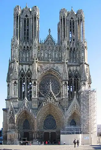 Gevel van de kathedraal Notre-Dame de Reims