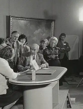 Van Drongelen presenteert Tussen Kunst & Kitsch in 1992