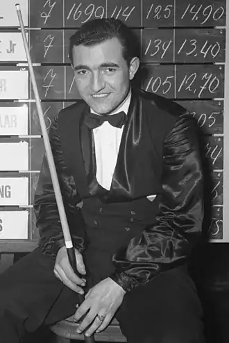 Cees van Oosterhout bij kampioenschappen in kader 71/2 1955