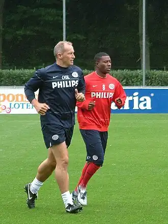 Edison Méndez (rechts) met Cees van der Linden