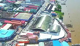 Bovenaan de Vreedzaammarkt, onderaan de Centrale