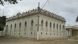 Huis aan de Av. Colatino Antunes in Pedra Azul
