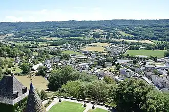 Gezicht op Polminhac vanaf het Château de Pesteils