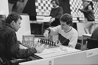 Rini Kuijf tegen latere winnaar John Nunn