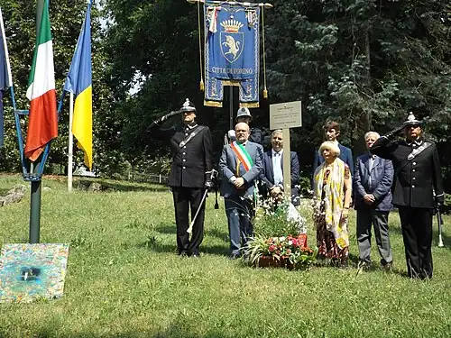 Onthulling van een gedenkplaat voor Guido Chiarelli in Parco del Valentino.
