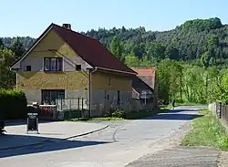 Huis in het dorp (2015)