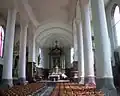 Interieur van de kerk van Saint-Hilaire in Givet