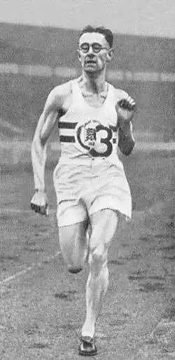 Sydney Wooderson in actie vóór W.O. II.