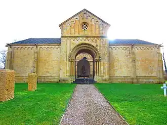 Mausoleum op de militaire begraafplaats