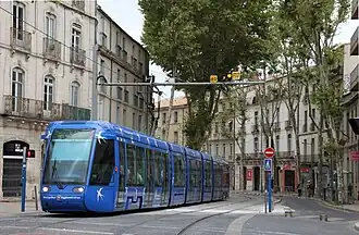 Tram van lijn 1 in het centrum van de stad