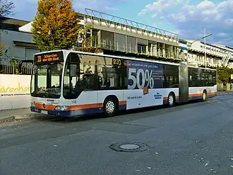 Een Citaro G II geledebus in Schierstein