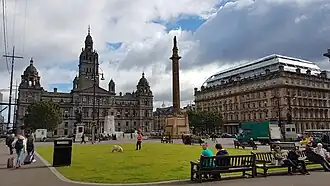 Het gemeentehuis City Chambers aan het plein George Square in Glasgow