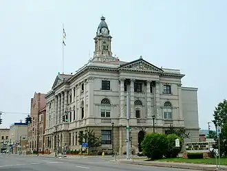 City Hall van Elmira