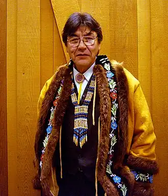 Voormalig Opperhoofd Clarence Alexander, Ecotrust Indigenous Leadership Award ceremony, Portland, Oregon, 2004