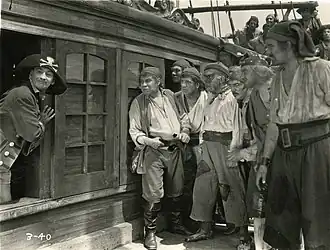 Scène uit Clothes Make the Pirate