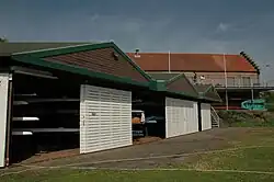 Botenloods en verenigingsgebouw