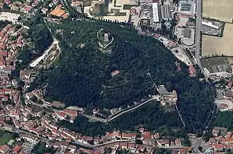 Mastio Federiciano bovenop de Colle della Rocca