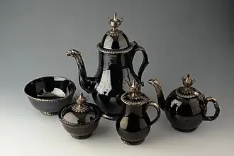 Collectie zwarte terracotta's