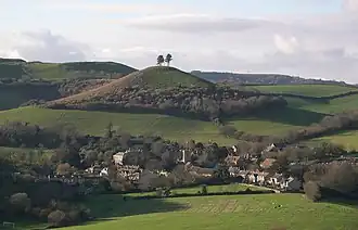 Symondsbury, met op de achtergrond Colmer's-heuvel