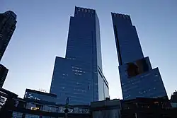 Time Warner Center bij zonsondergang