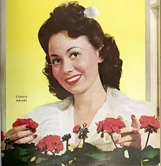 Connie Haines op de cover van Radio Mirror, juni 1943
