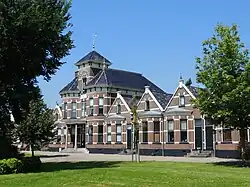 Coopersburg met mausoleum