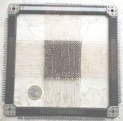 Ringkerngeheugen voor 1024 bits, afmetingen 20×20×1&nbsp;cm
