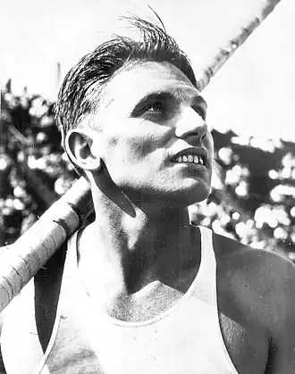 Cornelius Warmerdam in 1942