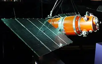 Een model van de voorloper van Meteor 1-1, de Kosmos 122 in het Musée de l'Air et de l'Espace