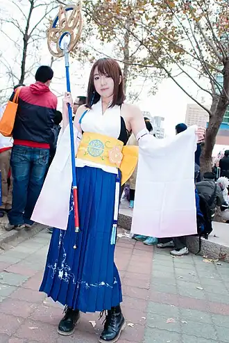 Cosplay van Yuna (Final Fantasy X)