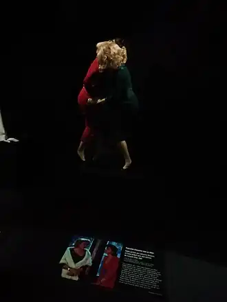 De kostuums van Fanny Ardant en Catherine Deneuve in de film