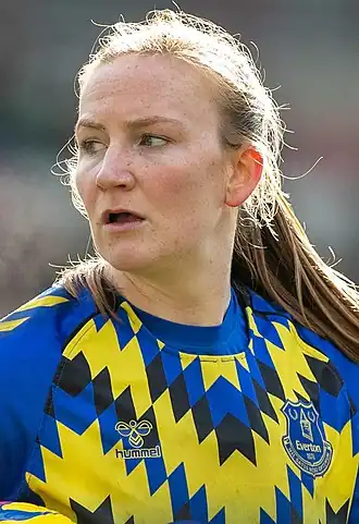 Brosnan bij Everton FC in 2023