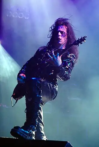 Paul Allender met Cradle of Filth in 2005