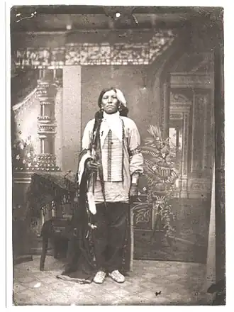 Crazy Horse kort voor zijn dood. De authenticiteit van de foto wordt betwijfeld