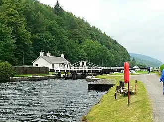 Sluis nummer 11 en de rolbrug bij Dunardry