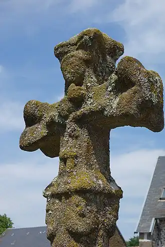 Kruis van Châtenet (geklasseerd monument)
