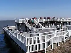 Alte Liebe, uitzichtplatform in de haven van Cuxhaven