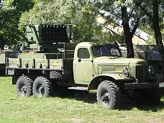 ZIL-157 met raketinstallatie