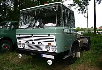De toonaangevende DAF 2600 als trekker, 1962.
