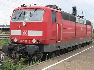 locomotief 181 207-2 te Karlsruhe Hbf