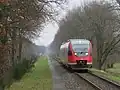 Een DB Talent rijdt het station De Eschmarke binnen