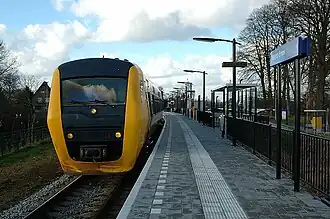 Station met stoptrein