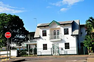 huis aan uiteinde Mgr. Wulfinghstraat