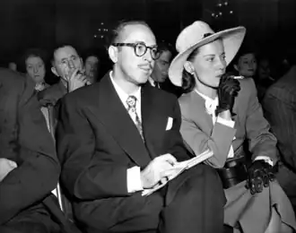 Dalton Trumbo en zijn echtgenote Cleo in 1947.