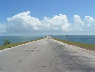 De damweg naar Morón