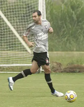 Danilo tijdens een training als speler van Corinthians (2011)