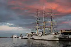 De windjammer 'Dar Pomorza', te bezichtigen in de haven van Gdynia